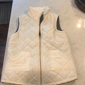 White vest